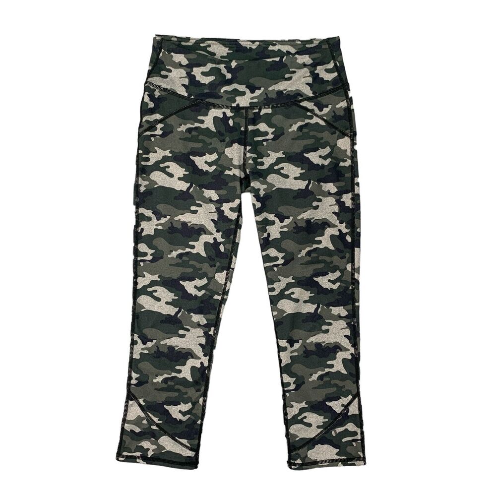 Fabletics Legging Womens XXS 2XS Moss Camo Lima Capri Lightweight Compression